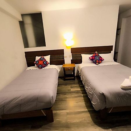 Hostal Balcon De Piedra อูรูบัมบา ภายนอก รูปภาพ